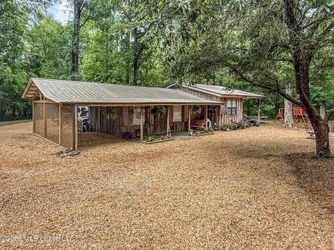 Condo For Sale - 3195 Leatherwood Road<br/> Tylertown, MS 39667