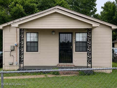 Homes For Sale - 1418 Ray Street<br/> Leflore County, Greenwood, MS 38930