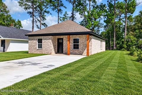 Homes For Sale - 1524 Wynedote Drive<br/> Gautier, MS 39553