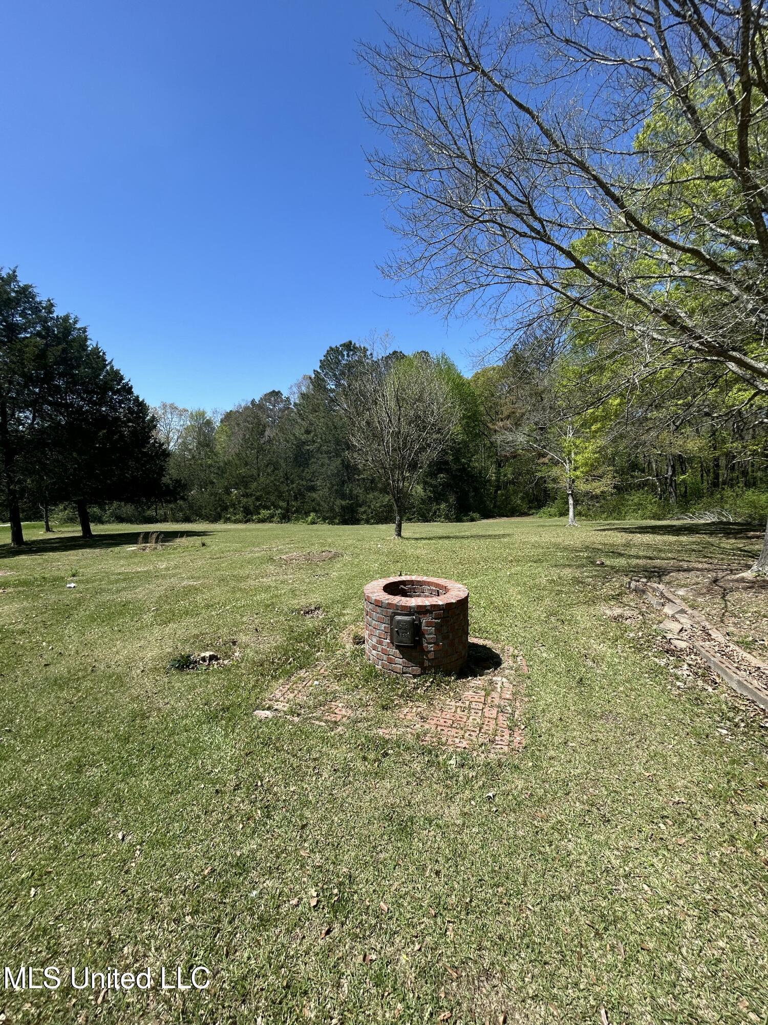 103 Hemlock Drive Drive, Potts Camp, Mississippi image 22