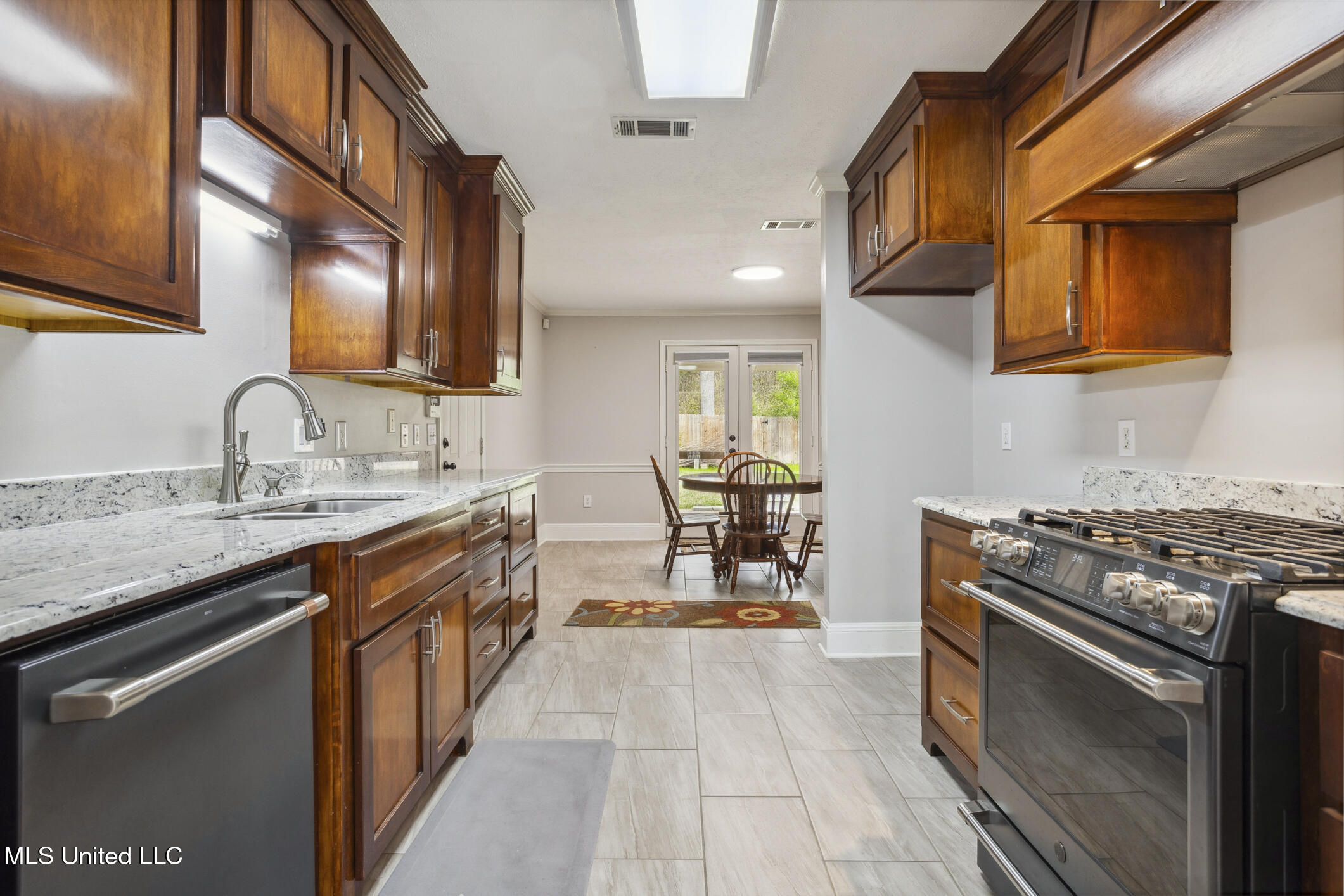 227 Mallard Drive, Brandon, Mississippi image 7
