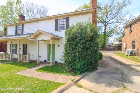 Townhouse For Sale - 913 Glastonbury Circle<br/> Madison County, Ridgeland, MS 39157