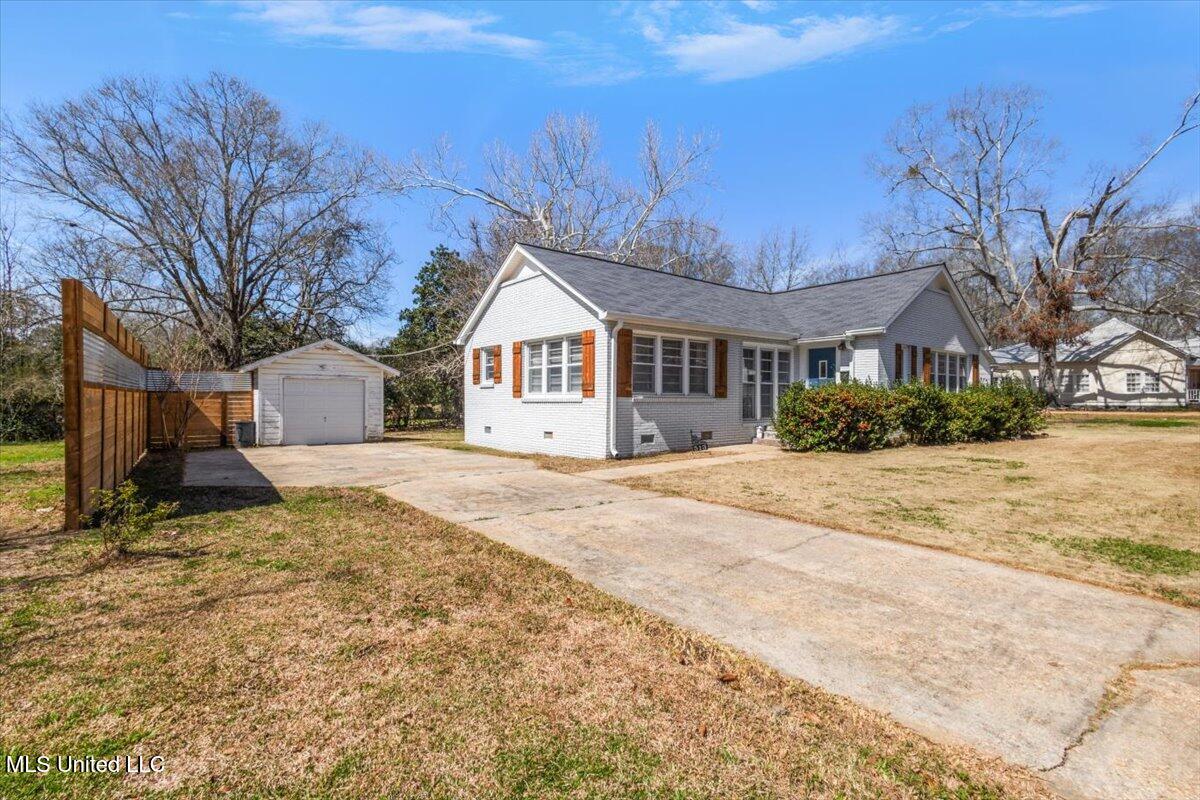 513 N Jackson Street, Brookhaven, Mississippi image 2