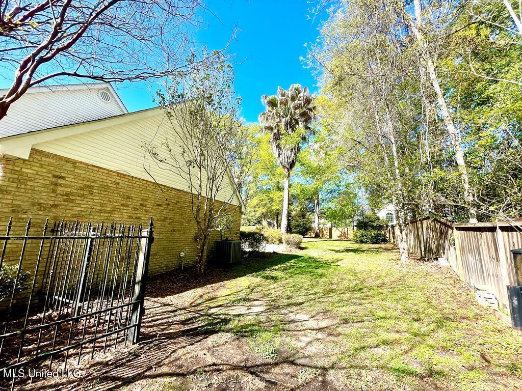 921 Tung Tree Drive, Picayune, Mississippi image 12