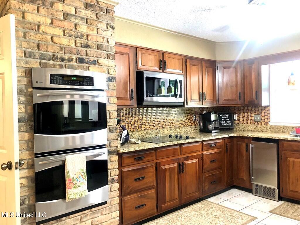 921 Tung Tree Drive, Picayune, Mississippi image 19