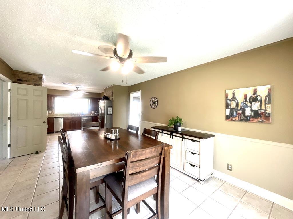 921 Tung Tree Drive, Picayune, Mississippi image 25