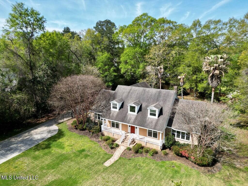921 Tung Tree Drive, Picayune, Mississippi image 4