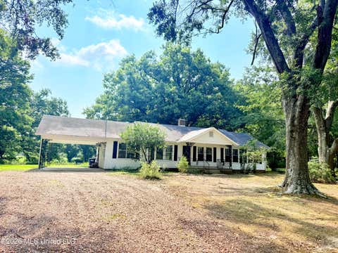 Homes For Sale - 2590 Highway 51<br/> Duck Hill, MS 38925