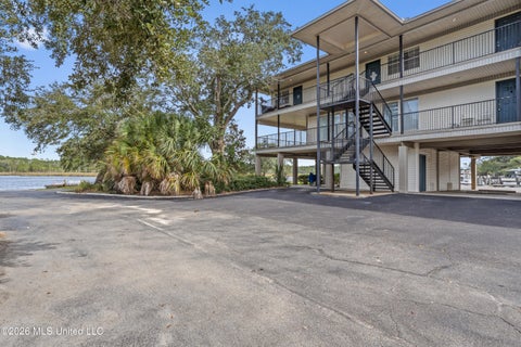 Condo For Rent - 3230 Cumberland Road<br/> Ocean Springs, MS 39564