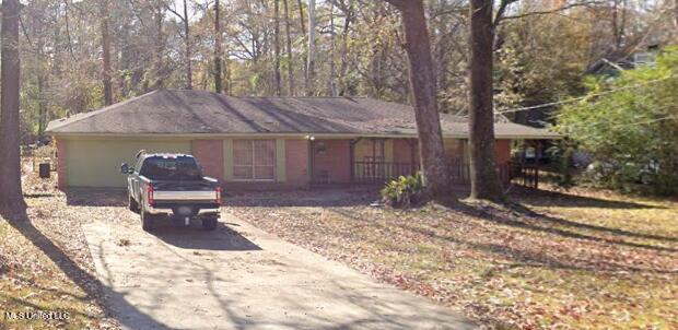 865 Fairfax Circle, Jackson, Mississippi image 1