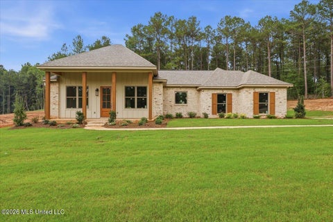 Homes For Sale - 182 A D Mclendon Road<br/> Mendenhall, MS 39114