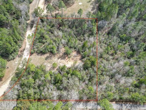 Vacant Land For Sale - 6010 Cortez Court<br/> Kiln, MS 39556