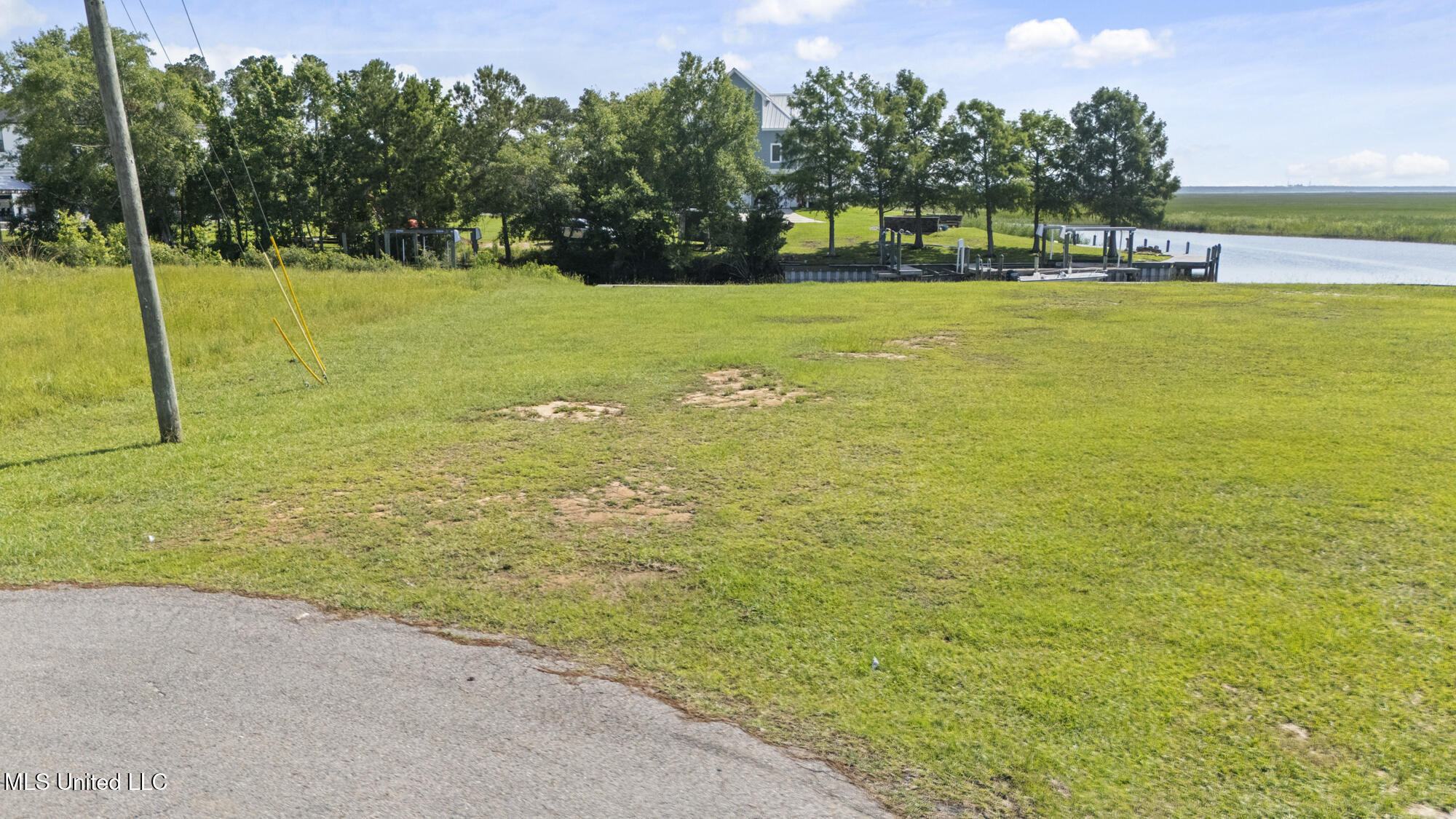 1436 Hanakealoha Place, Diamondhead, Mississippi image 7