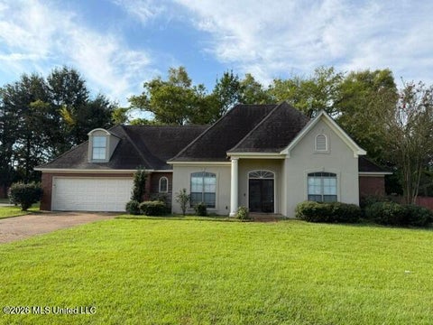 Homes For Sale - 120 Lashonda Circle<br/> Madison County, Canton, MS 39046