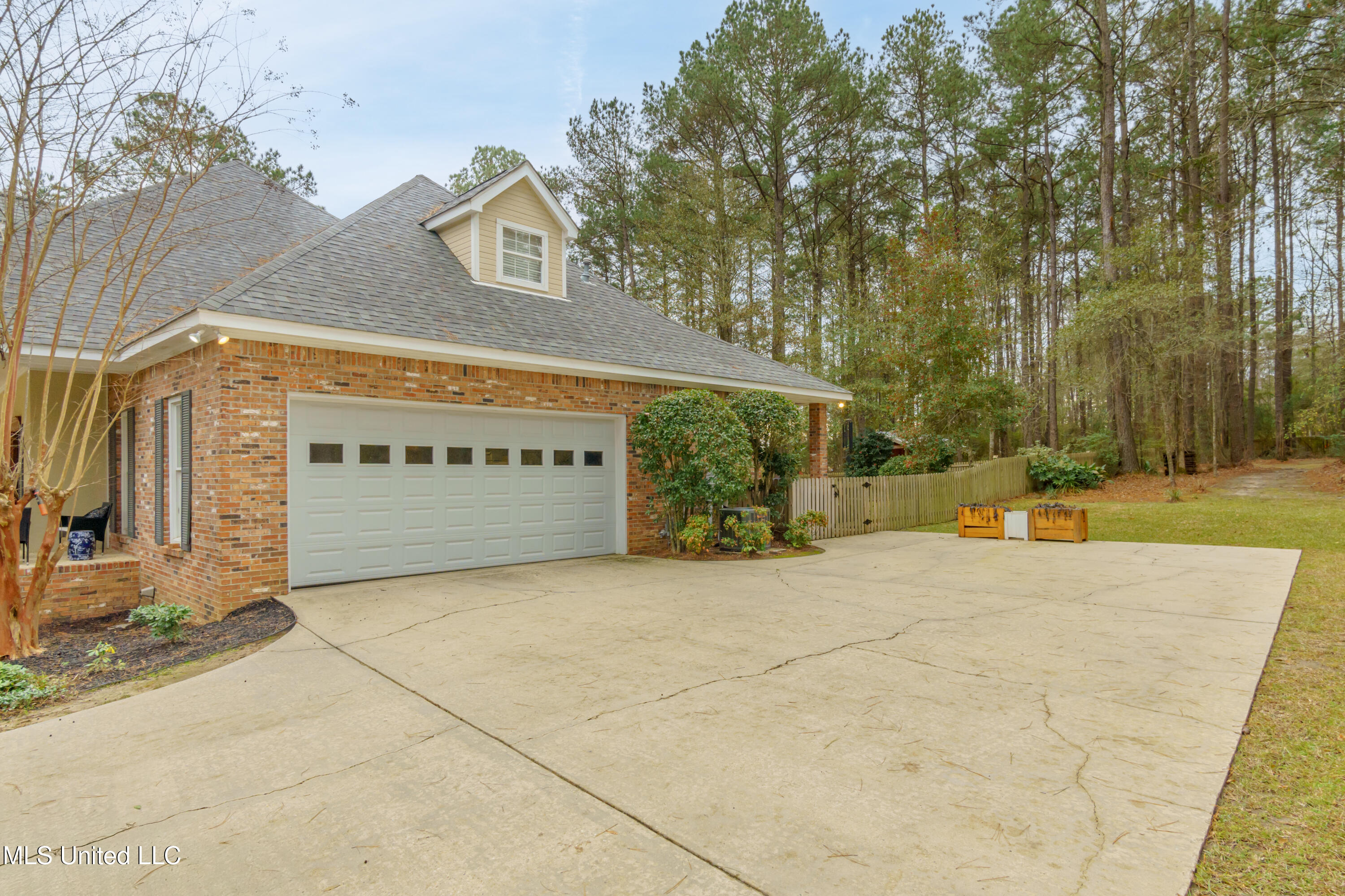 101 Quail Hollow Drive, Hattiesburg, Mississippi image 38