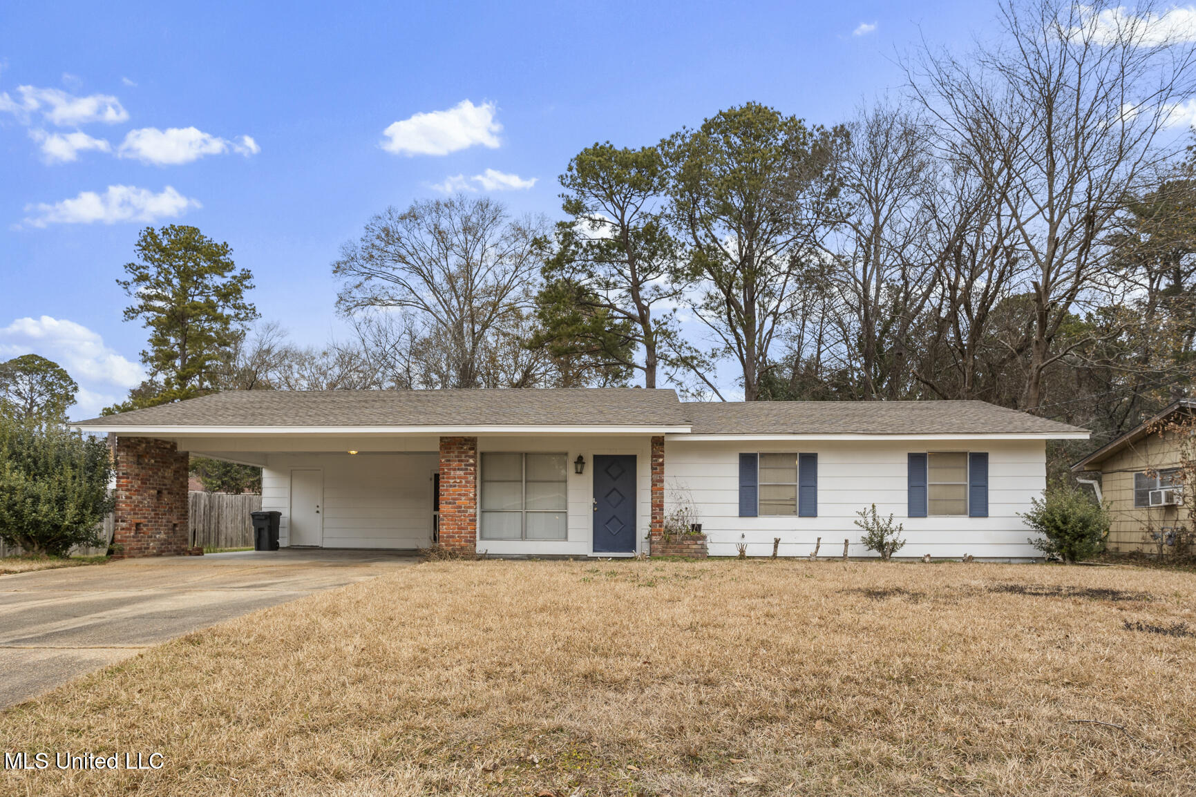 1312 Springdale Dr Drive, Jackson, Mississippi image 1