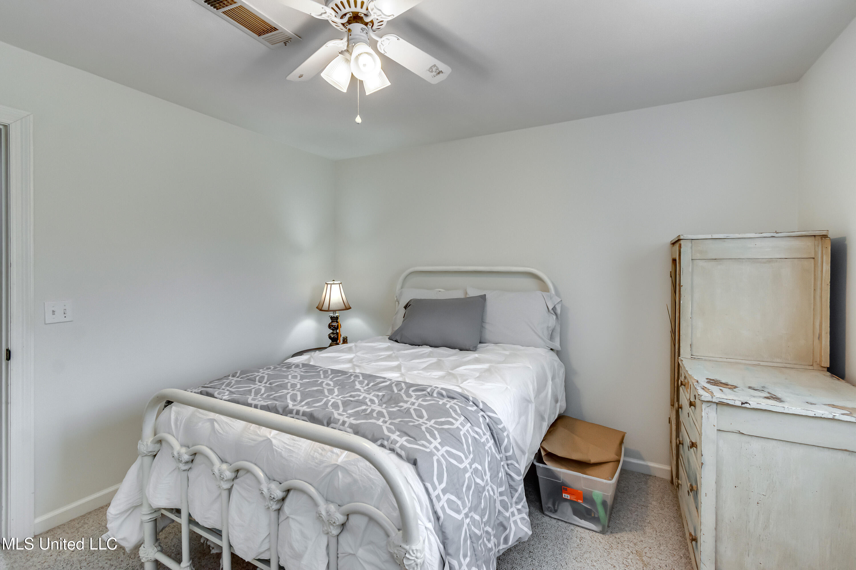 708 Oak Trail, Canton, Mississippi image 41