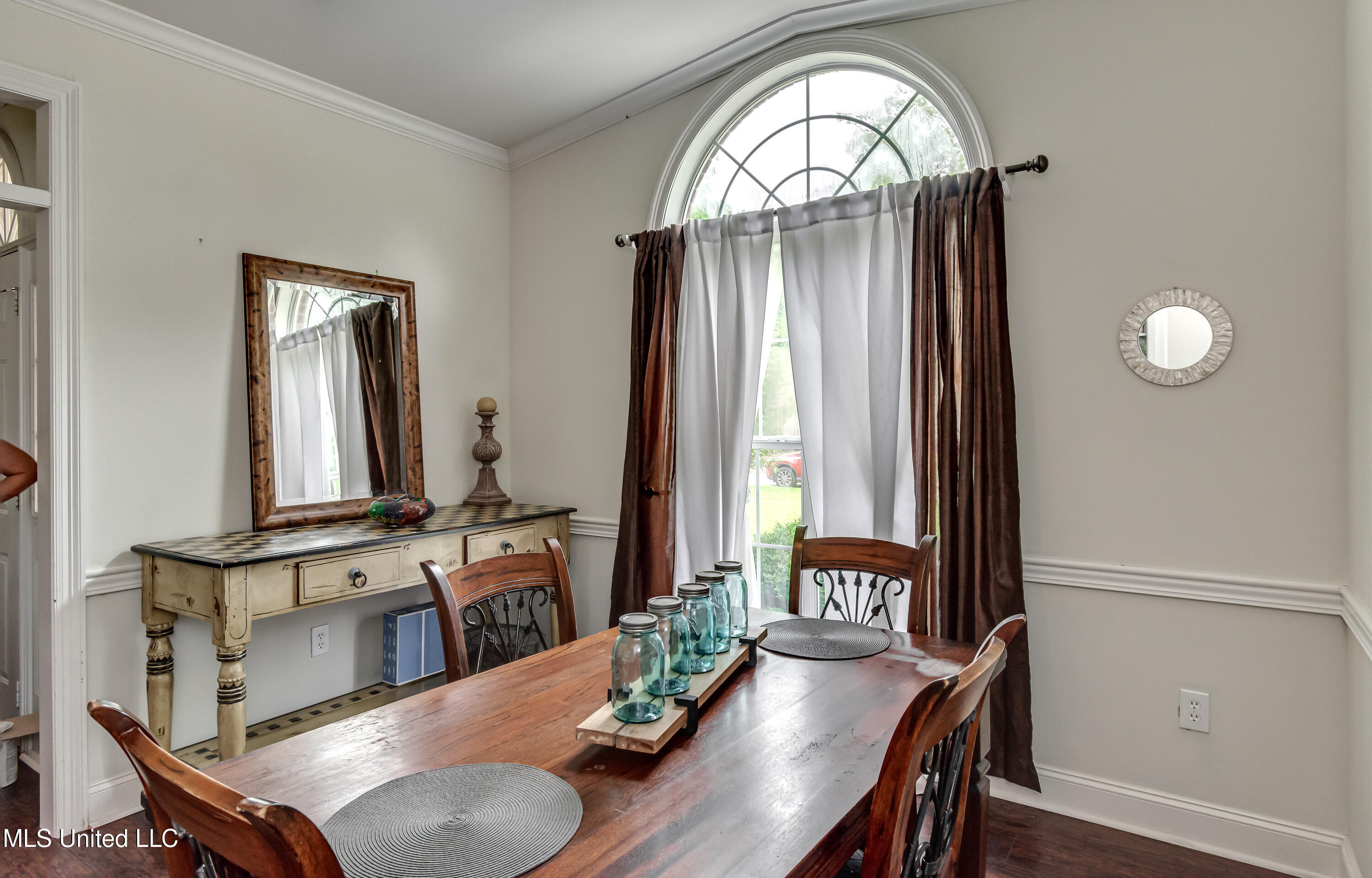 708 Oak Trail, Canton, Mississippi image 35