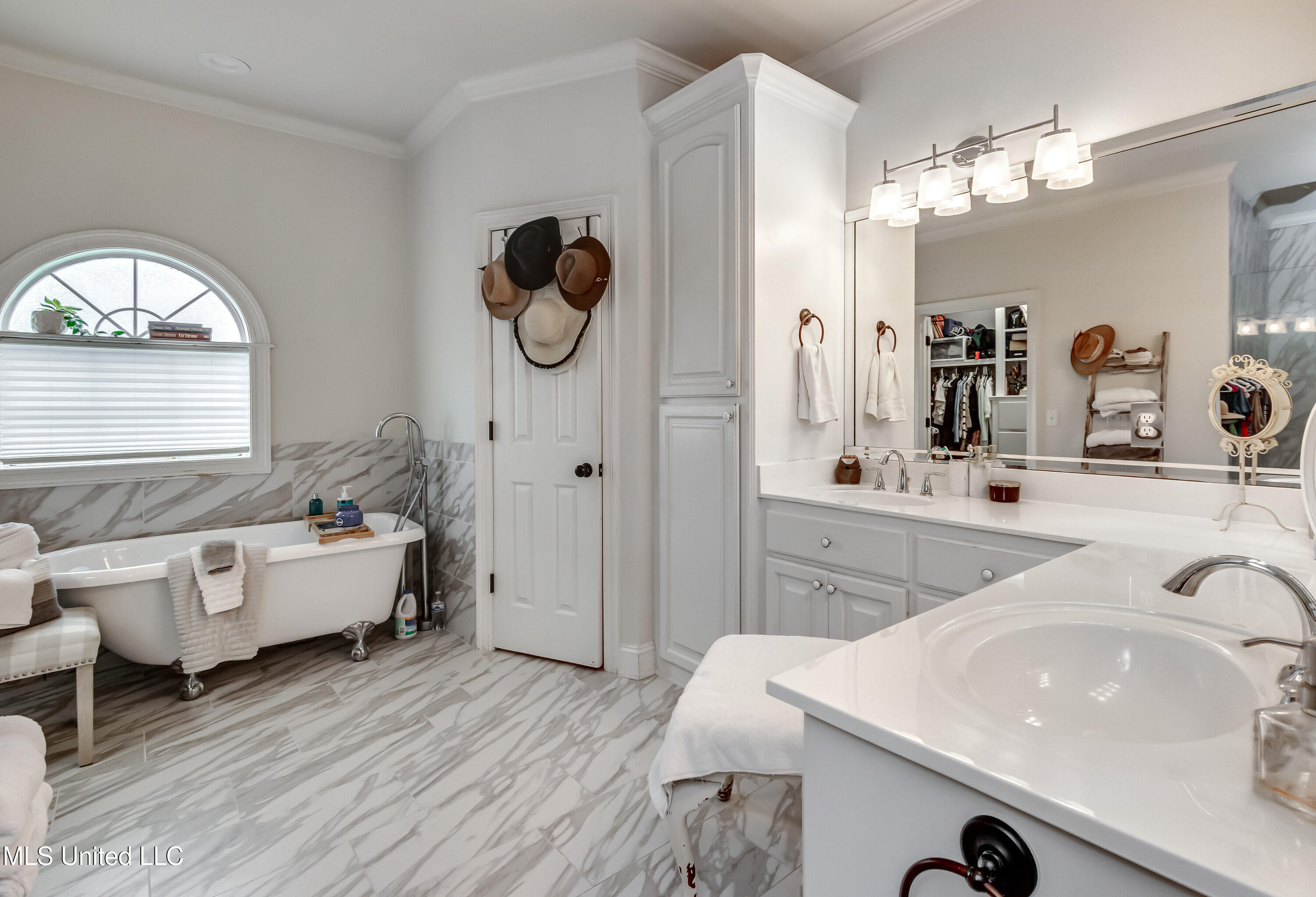 708 Oak Trail, Canton, Mississippi image 27