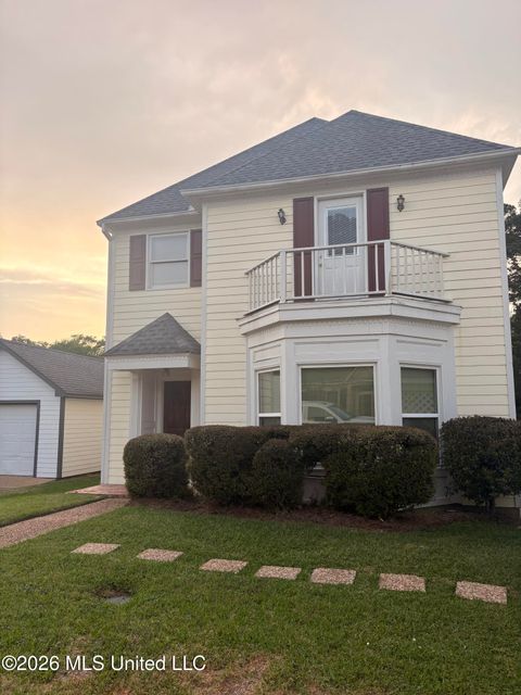 Homes For Sale - 4 Spring Lake Point<br/> Pearl, MS 39208