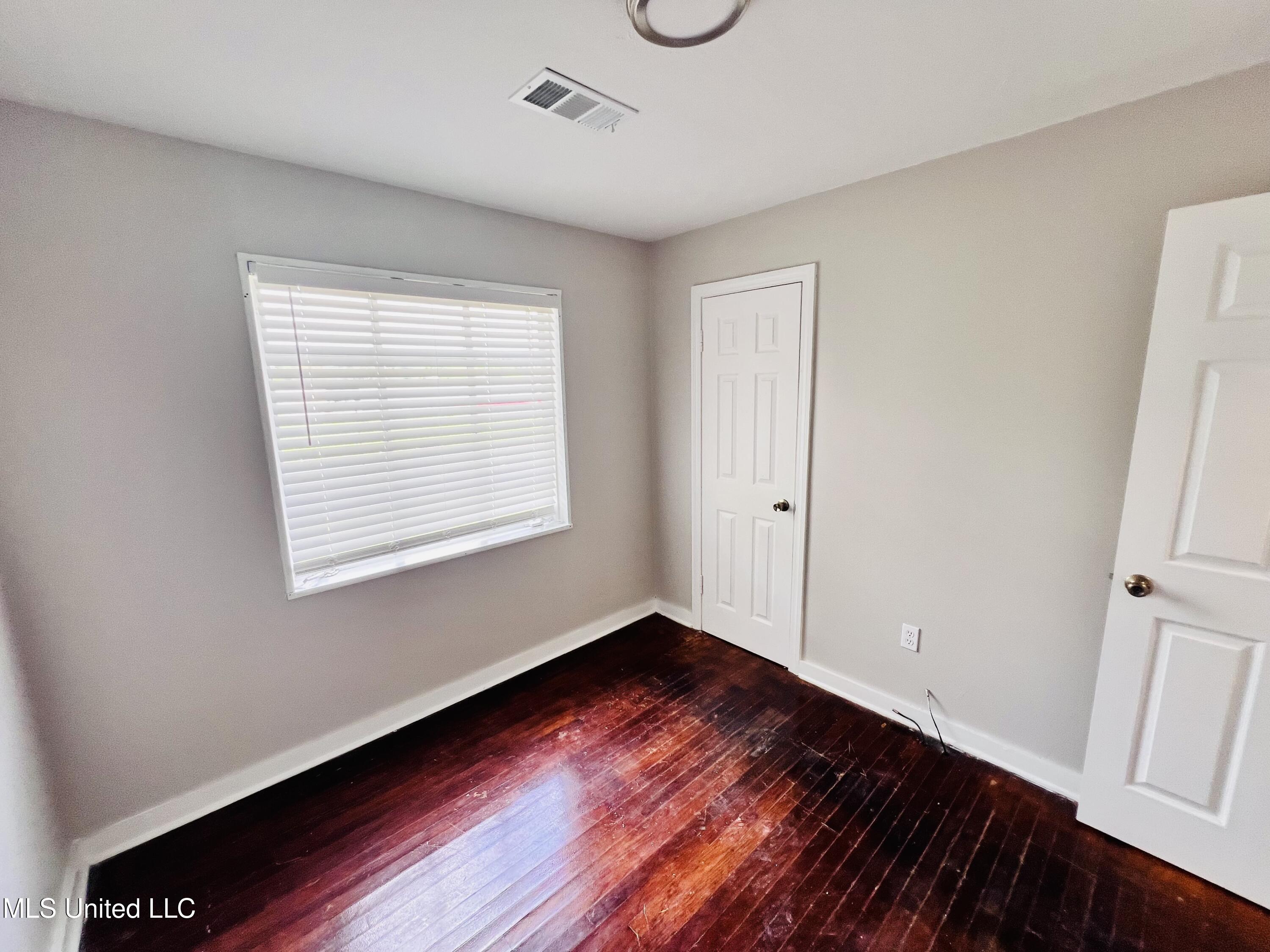 1311 Fernwood Drive, Jackson, Mississippi image 8