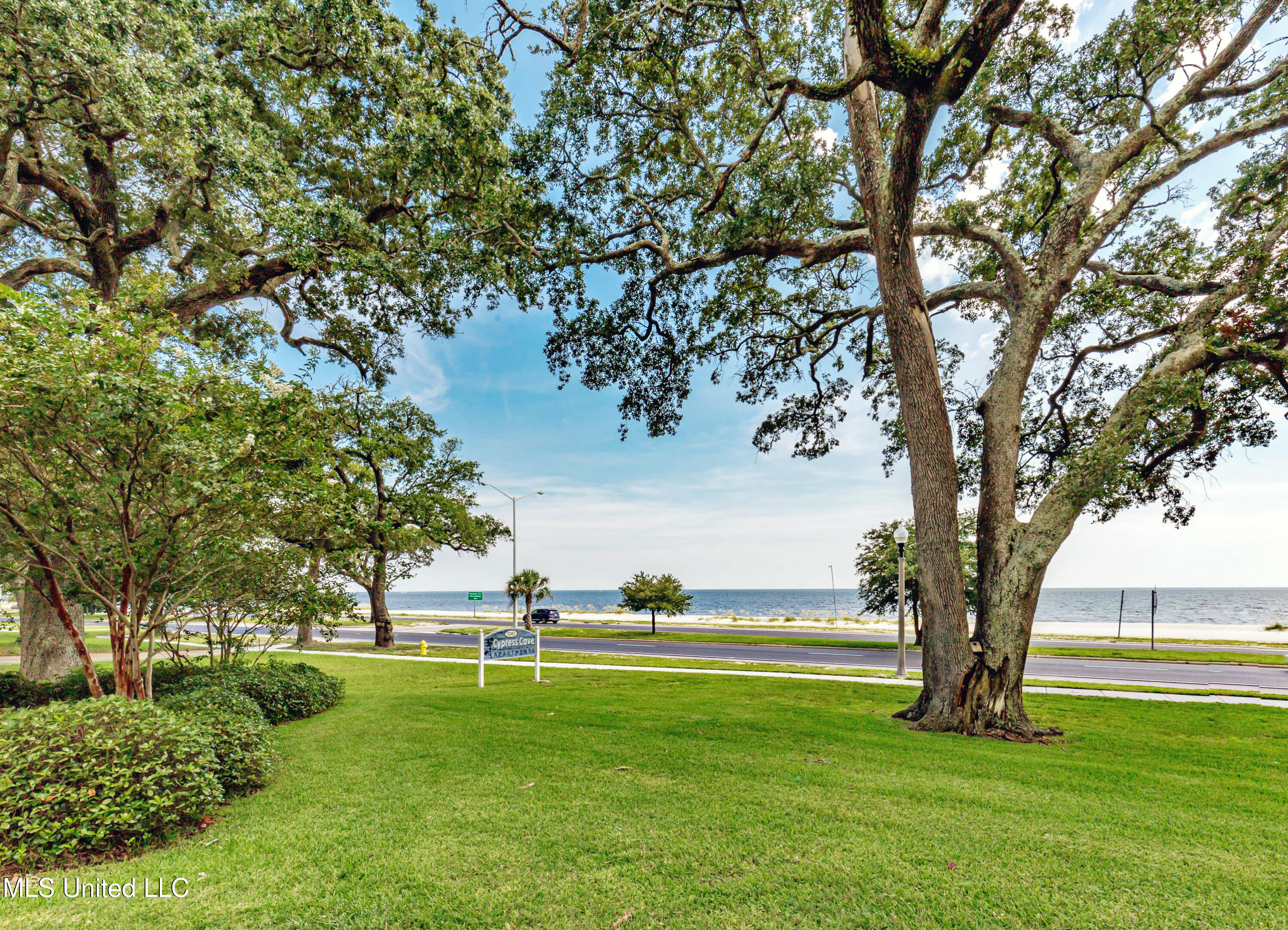 1282 Beach Boulevard #114, Biloxi, Mississippi image 17