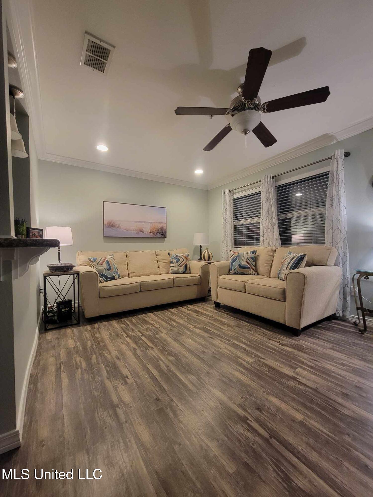 1282 Beach Boulevard #114, Biloxi, Mississippi image 15