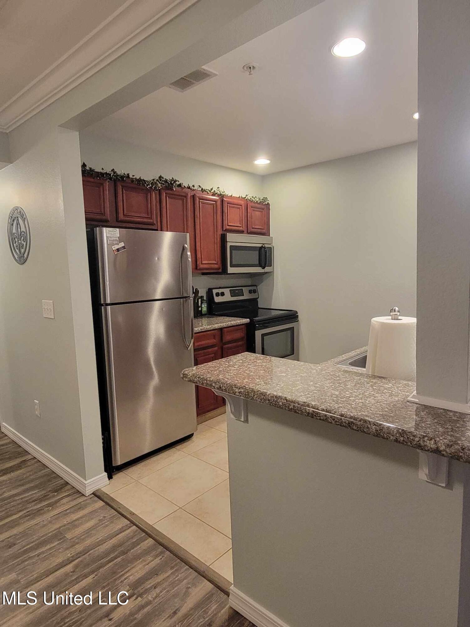 1282 Beach Boulevard #114, Biloxi, Mississippi image 13