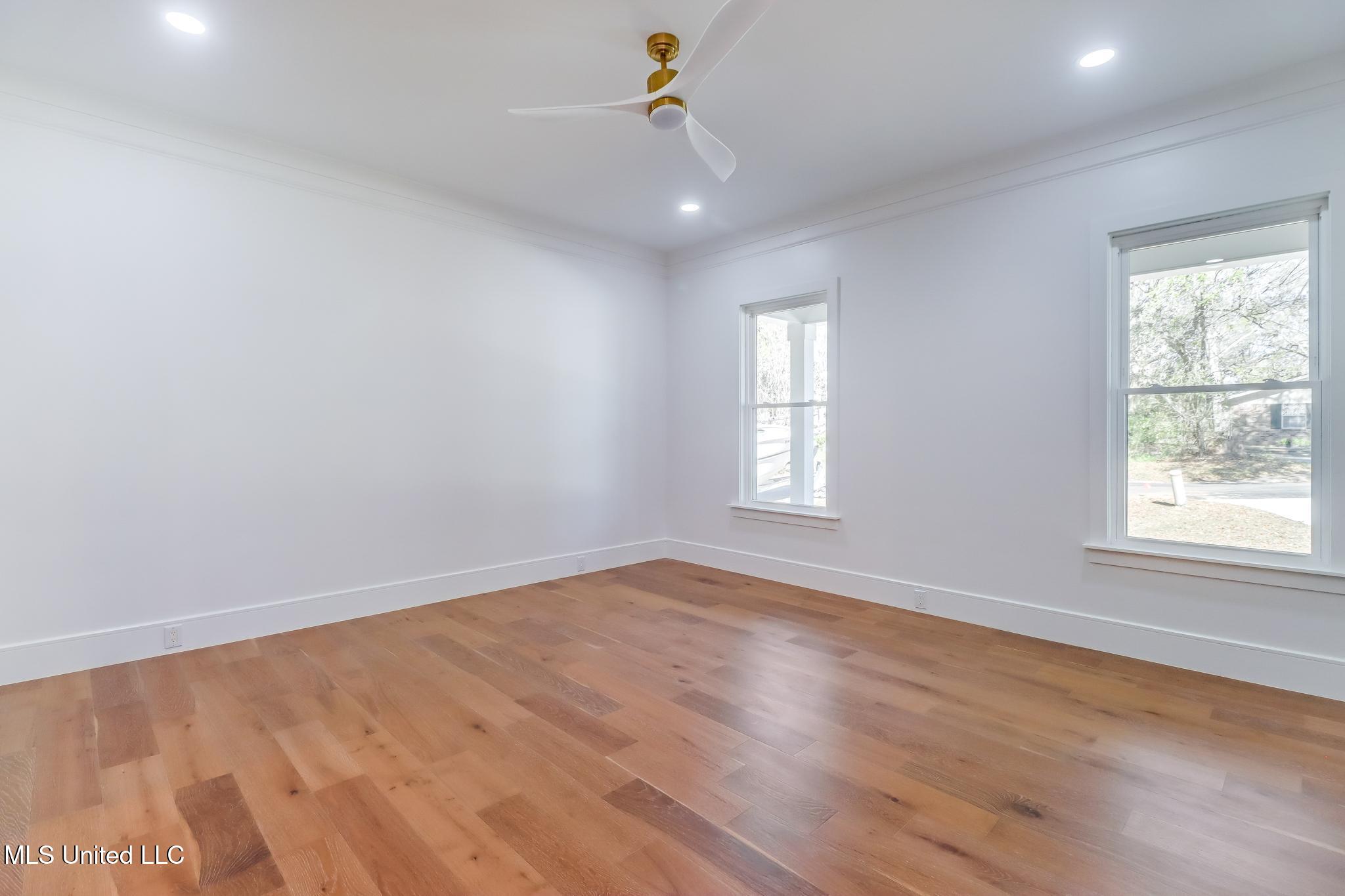 5 Hanging Oak Circle, Gulfport, Mississippi image 14