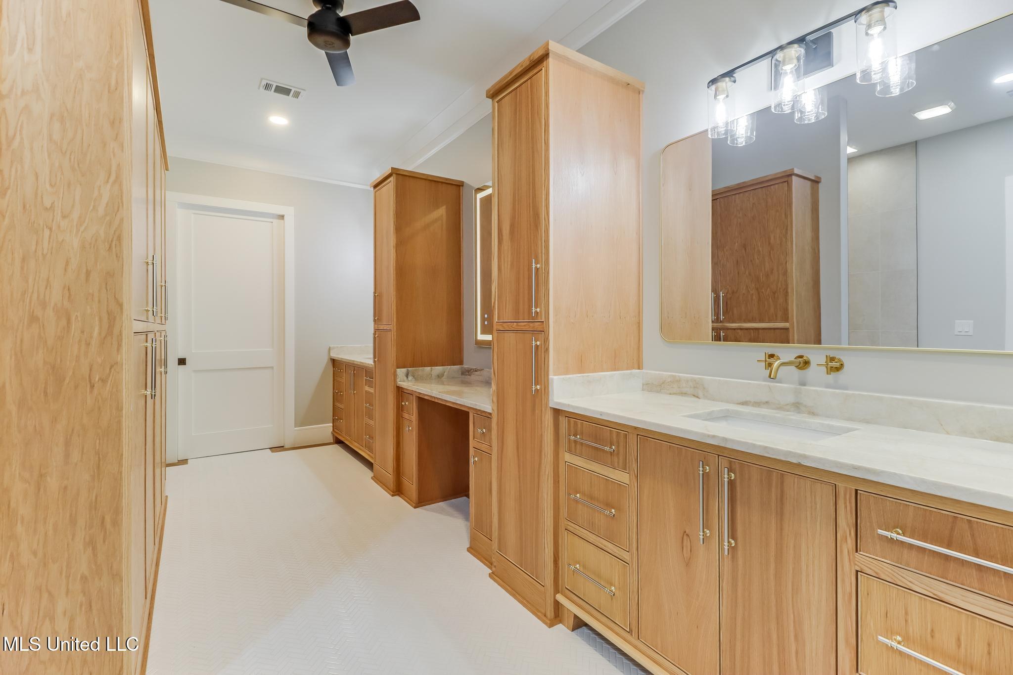 5 Hanging Oak Circle, Gulfport, Mississippi image 18