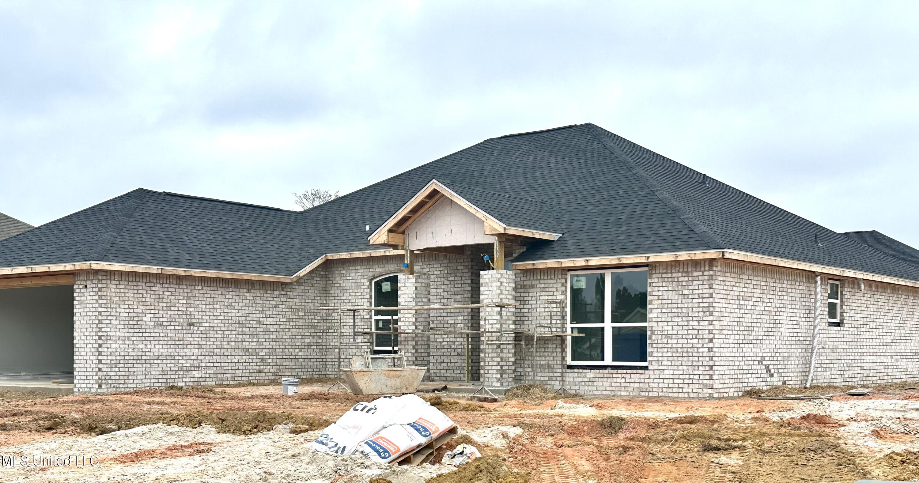 6204 Saphire Lane, Biloxi, Mississippi image 1