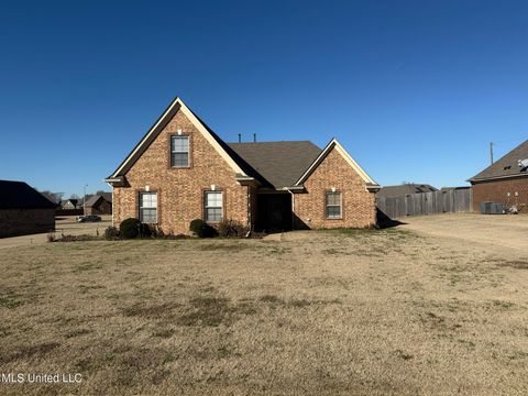 Homes For Sale - 6396 Anna May Drive<br/> Walls, MS 38680