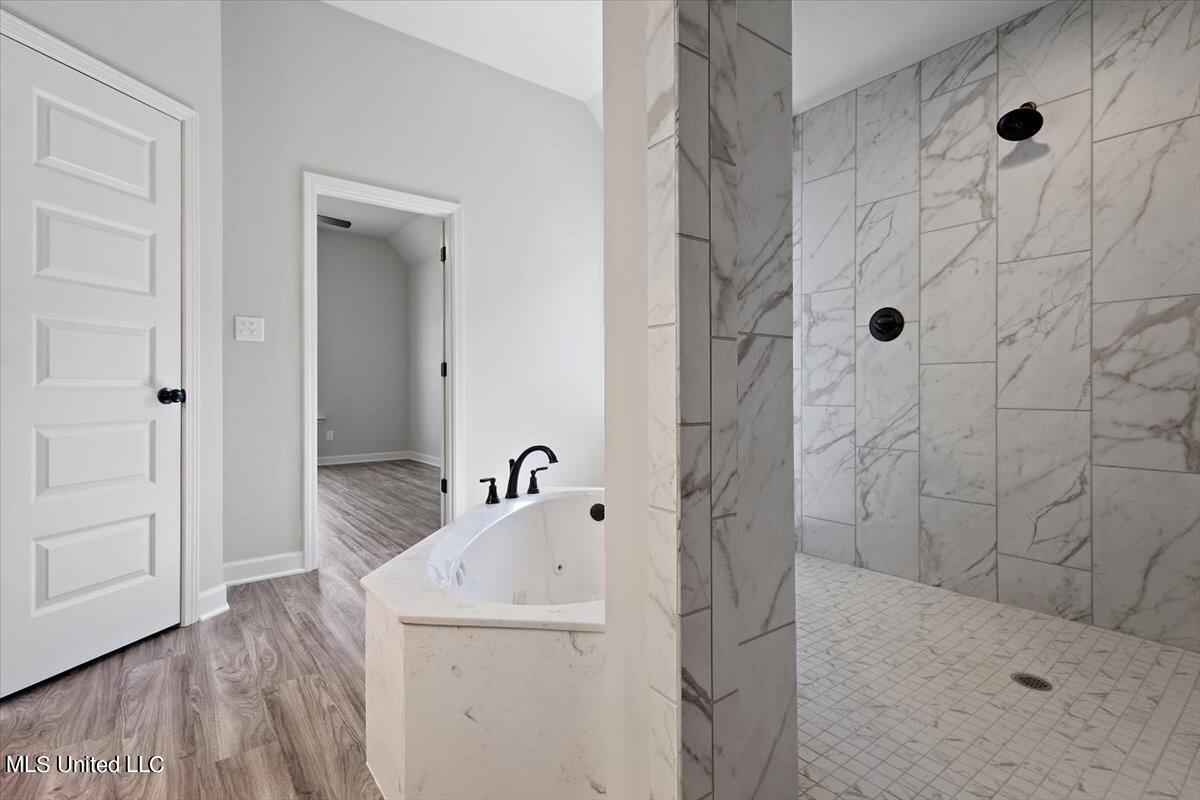 8837 Tucker Lane, Southaven, Mississippi image 24