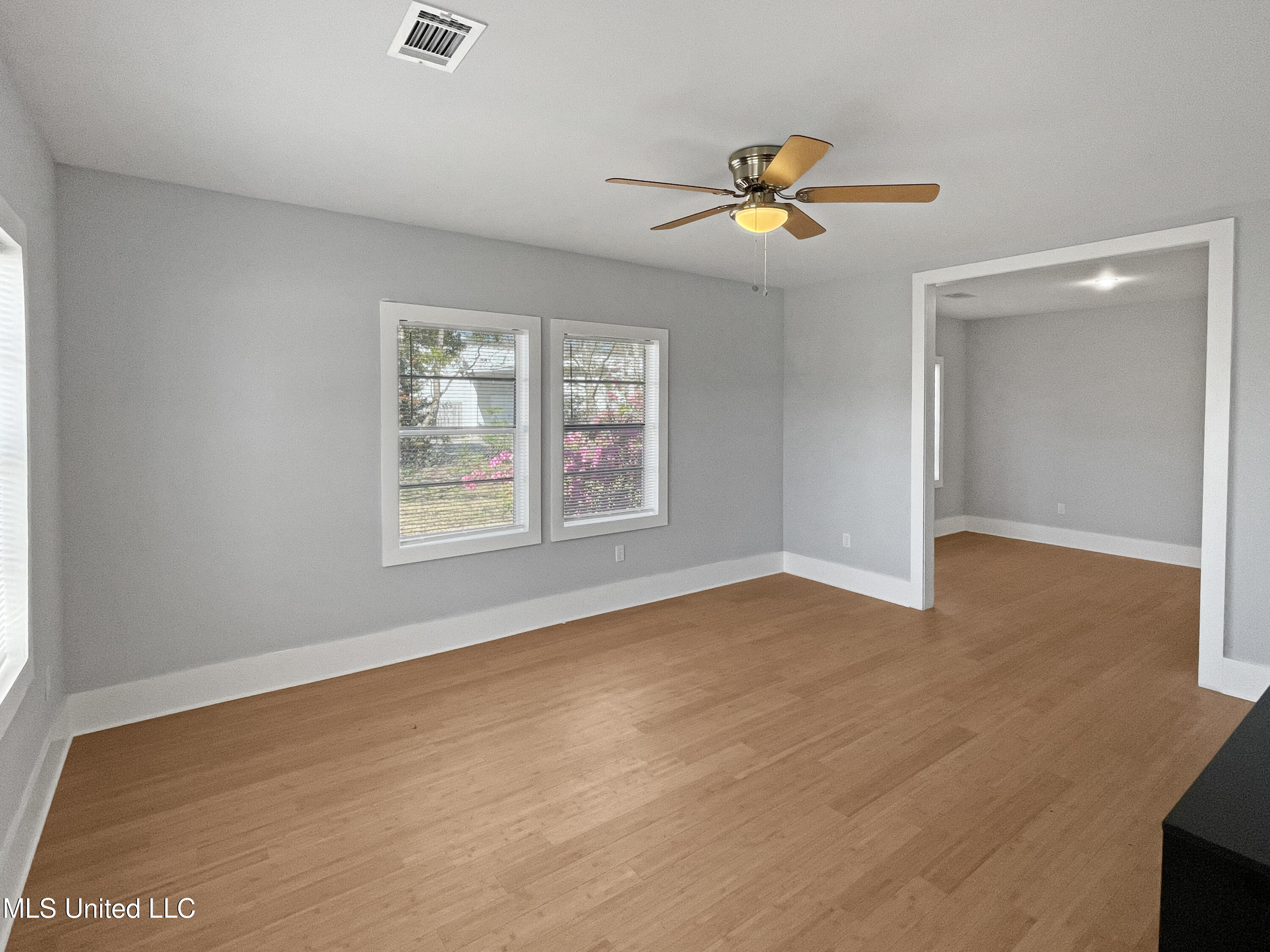 221 S Curran Avenue, Picayune, Mississippi image 3