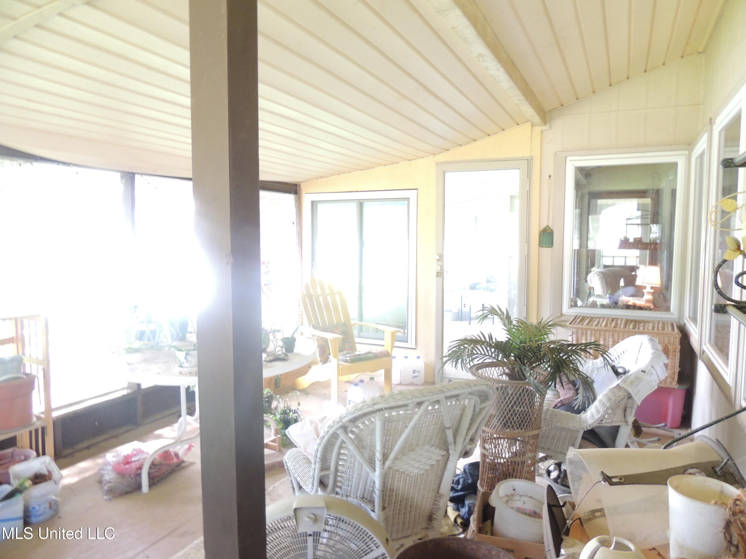 8671 Bob White Drive, Hernando, Mississippi image 16