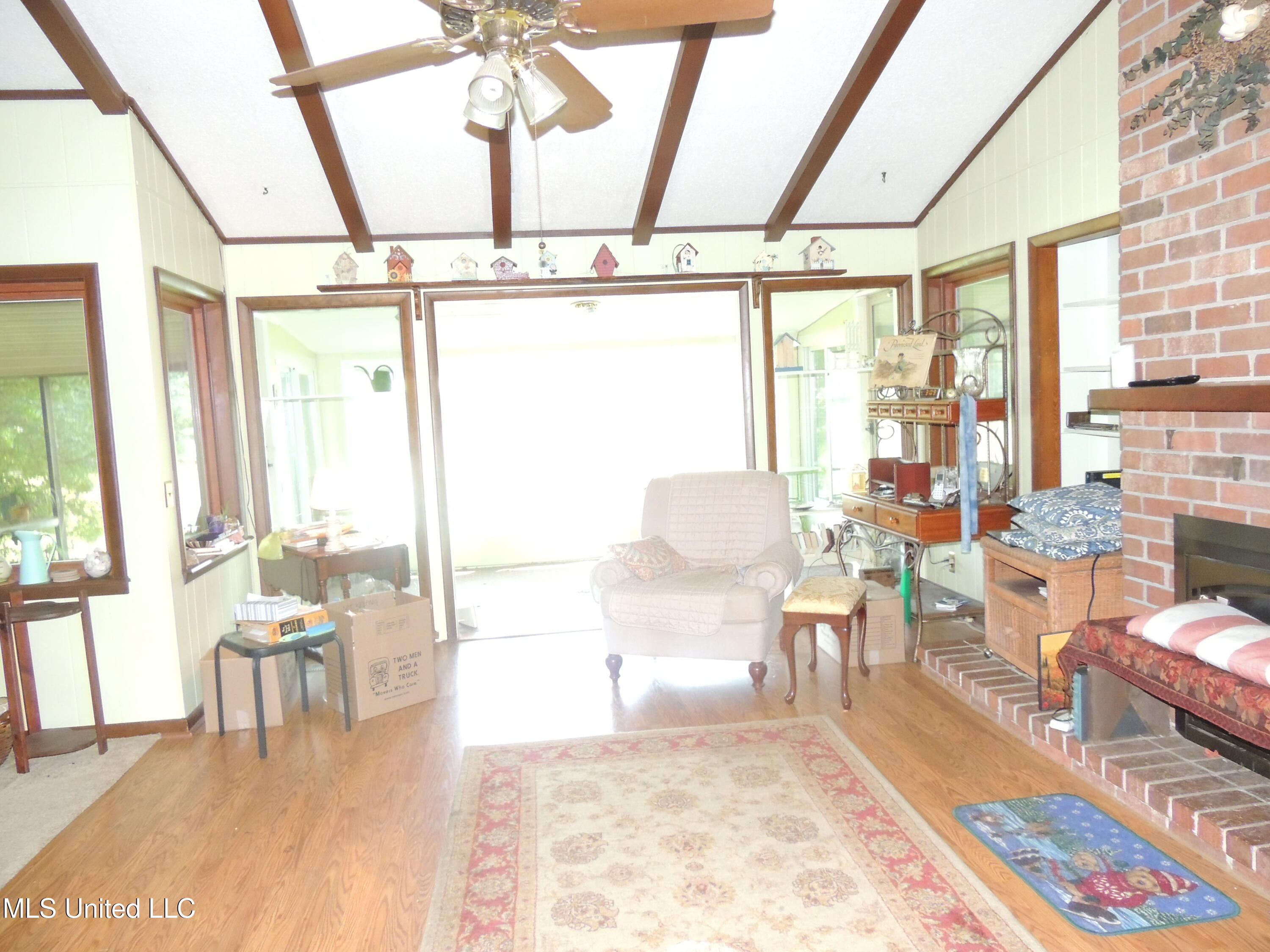 8671 Bob White Drive, Hernando, Mississippi image 3