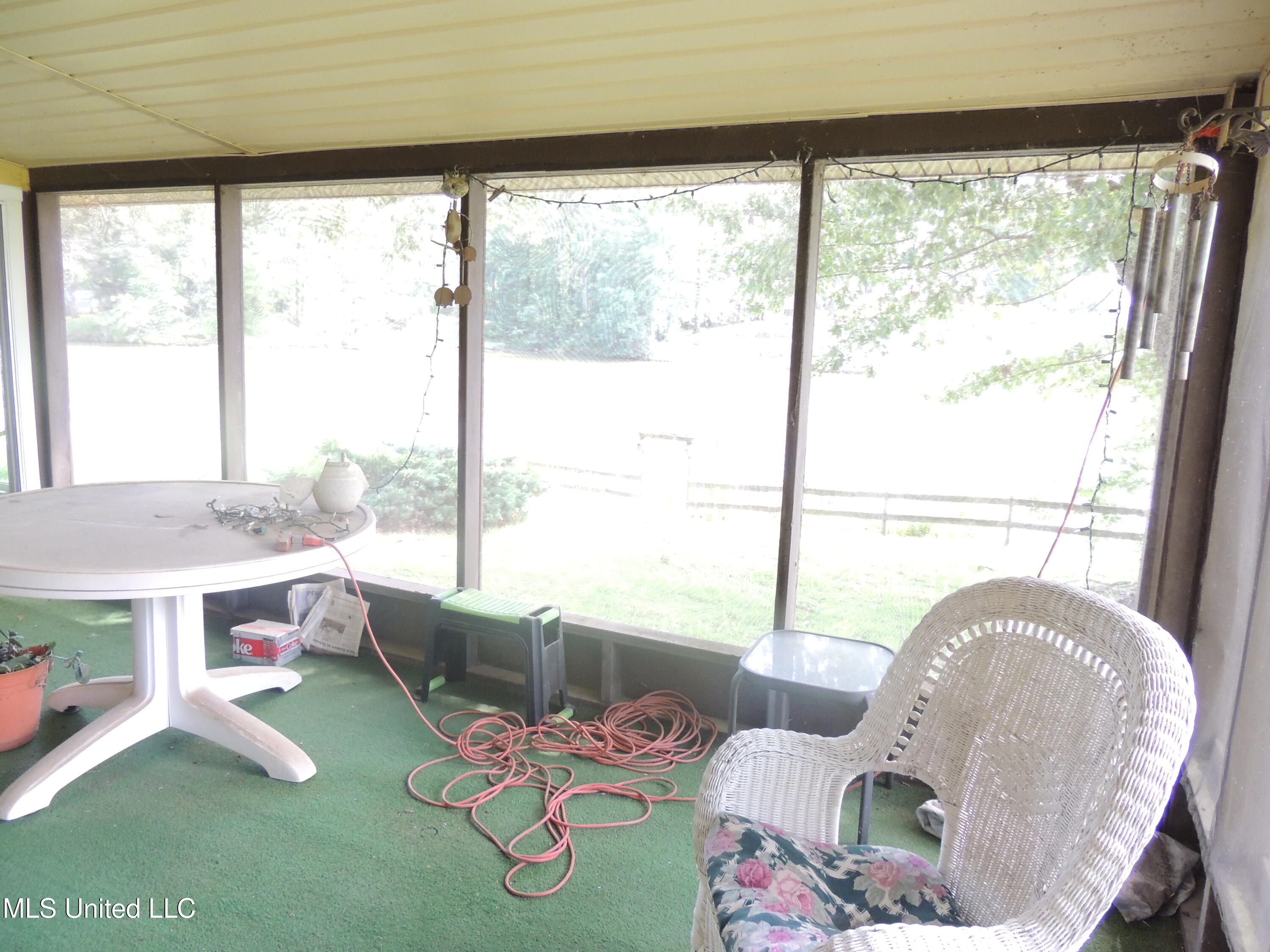 8671 Bob White Drive, Hernando, Mississippi image 32