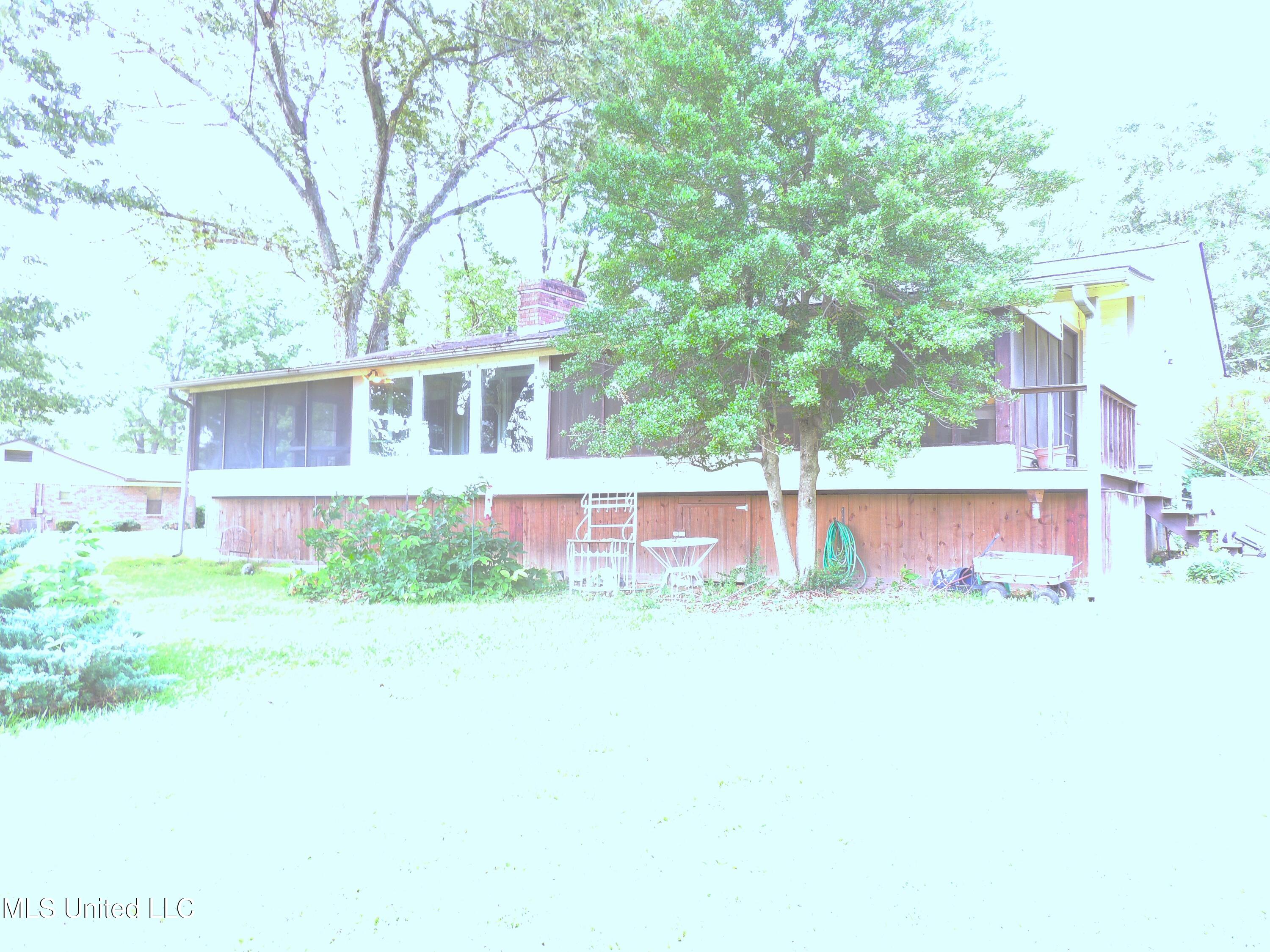 8671 Bob White Drive, Hernando, Mississippi image 41