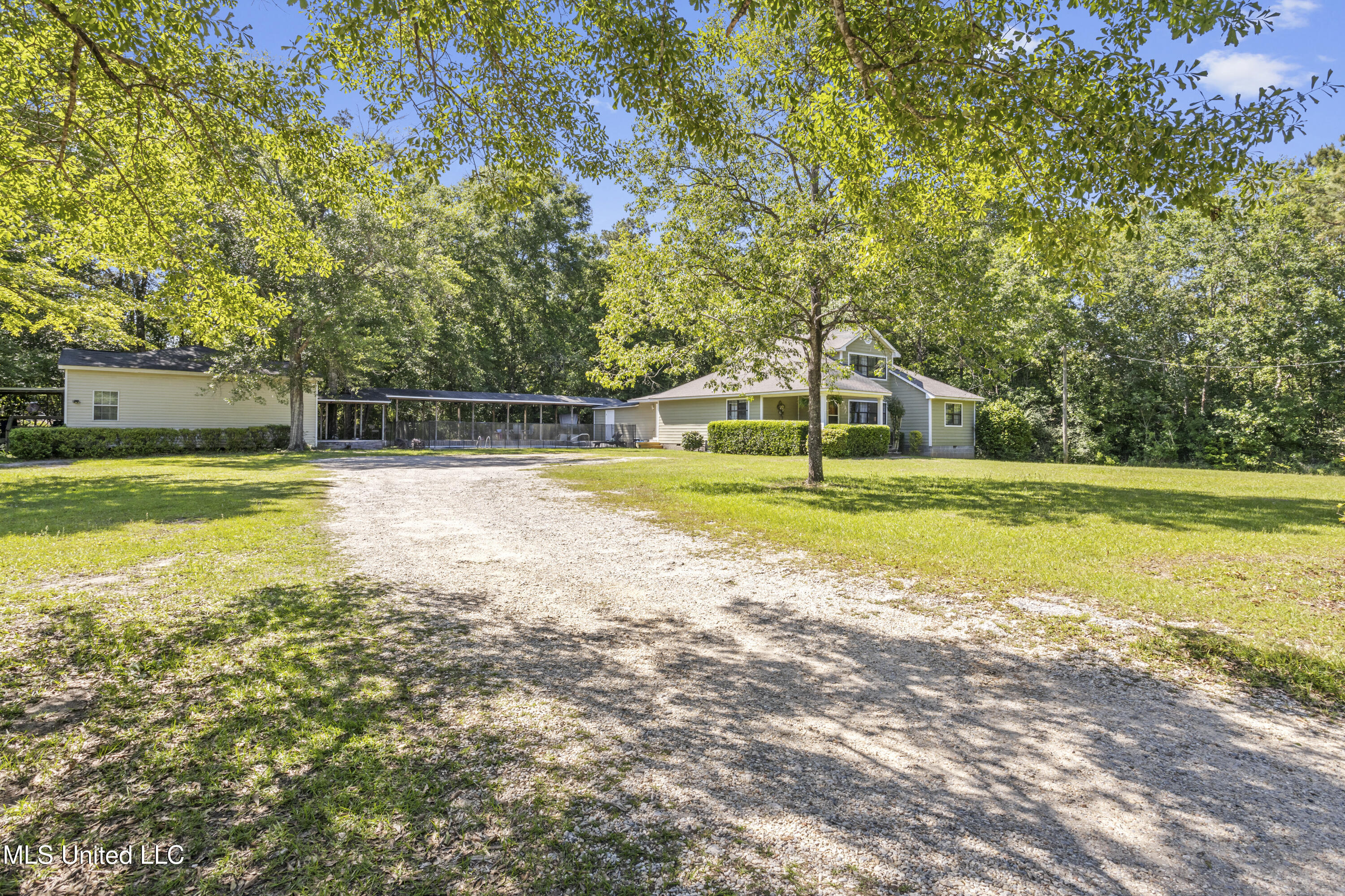 16441 E Adams Road, Saucier, Mississippi image 4