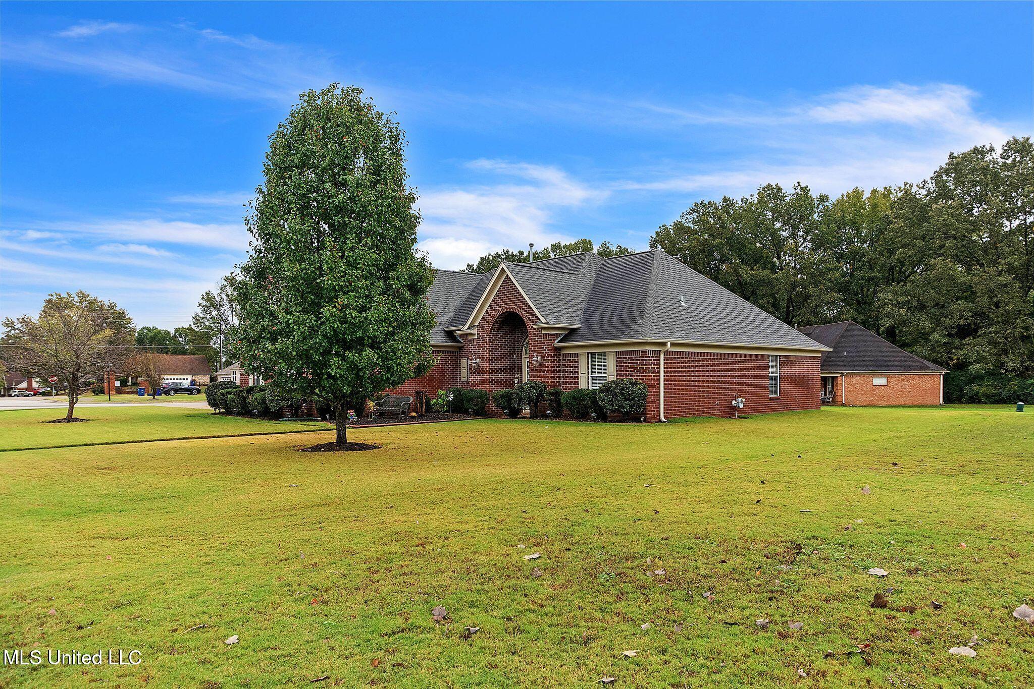 6915 Saint Micheals, Olive Branch, Mississippi image 5