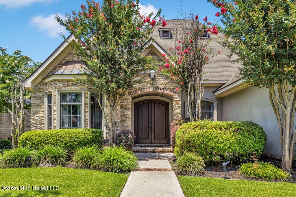 315 Goose Pointe Boulevard