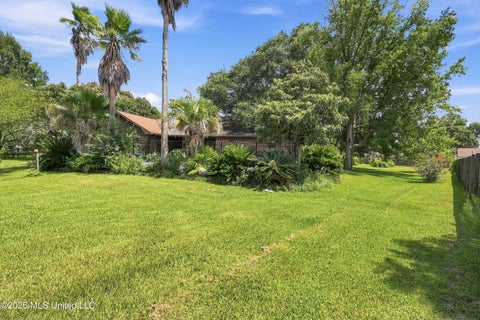 Homes For Sale - 1511 Pawnee Street<br/> Pascagoula, MS 39581
