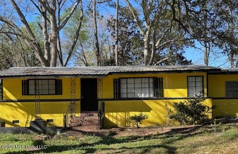 Homes For Sale - 1136 Killarney Street<br/> Jackson, MS 39212