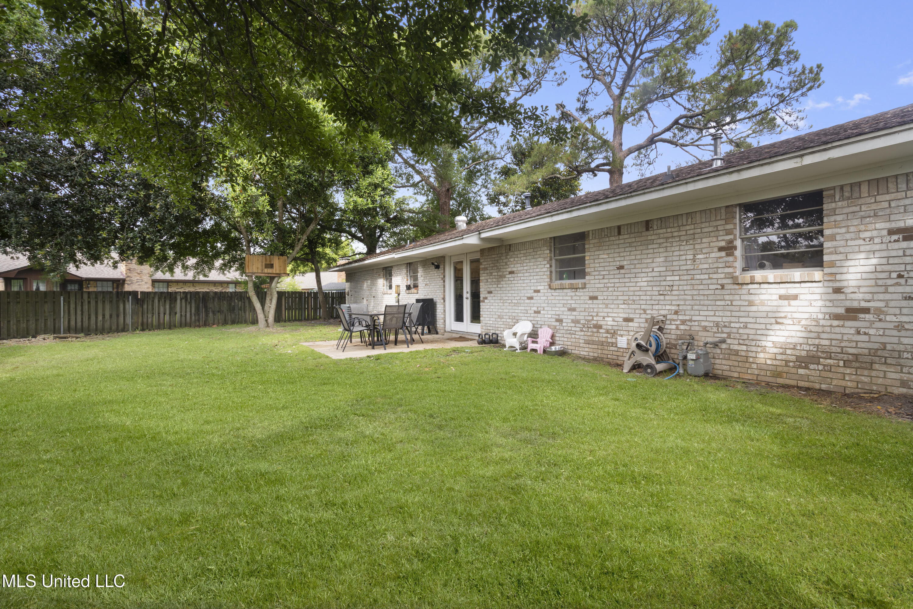2099 Rustwood Drive, Biloxi, Mississippi image 23
