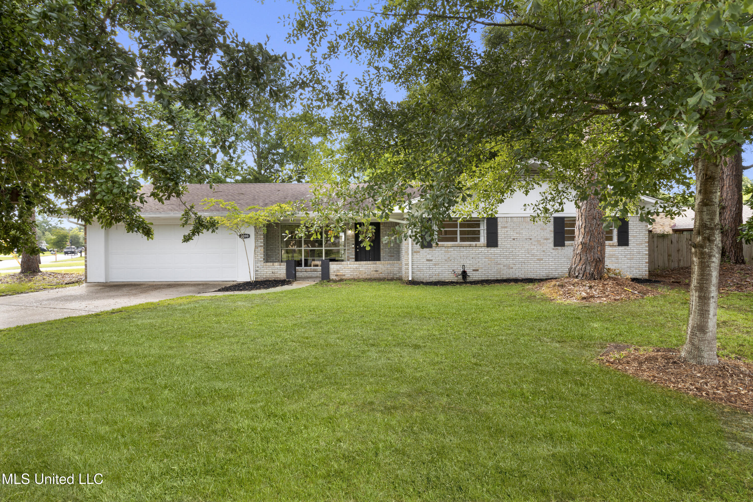 2099 Rustwood Drive, Biloxi, Mississippi image 1