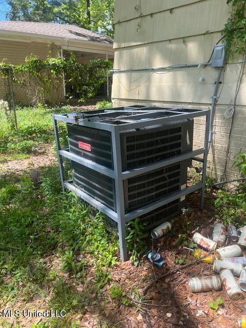 245 Shady Circle, Jackson, Mississippi image 7