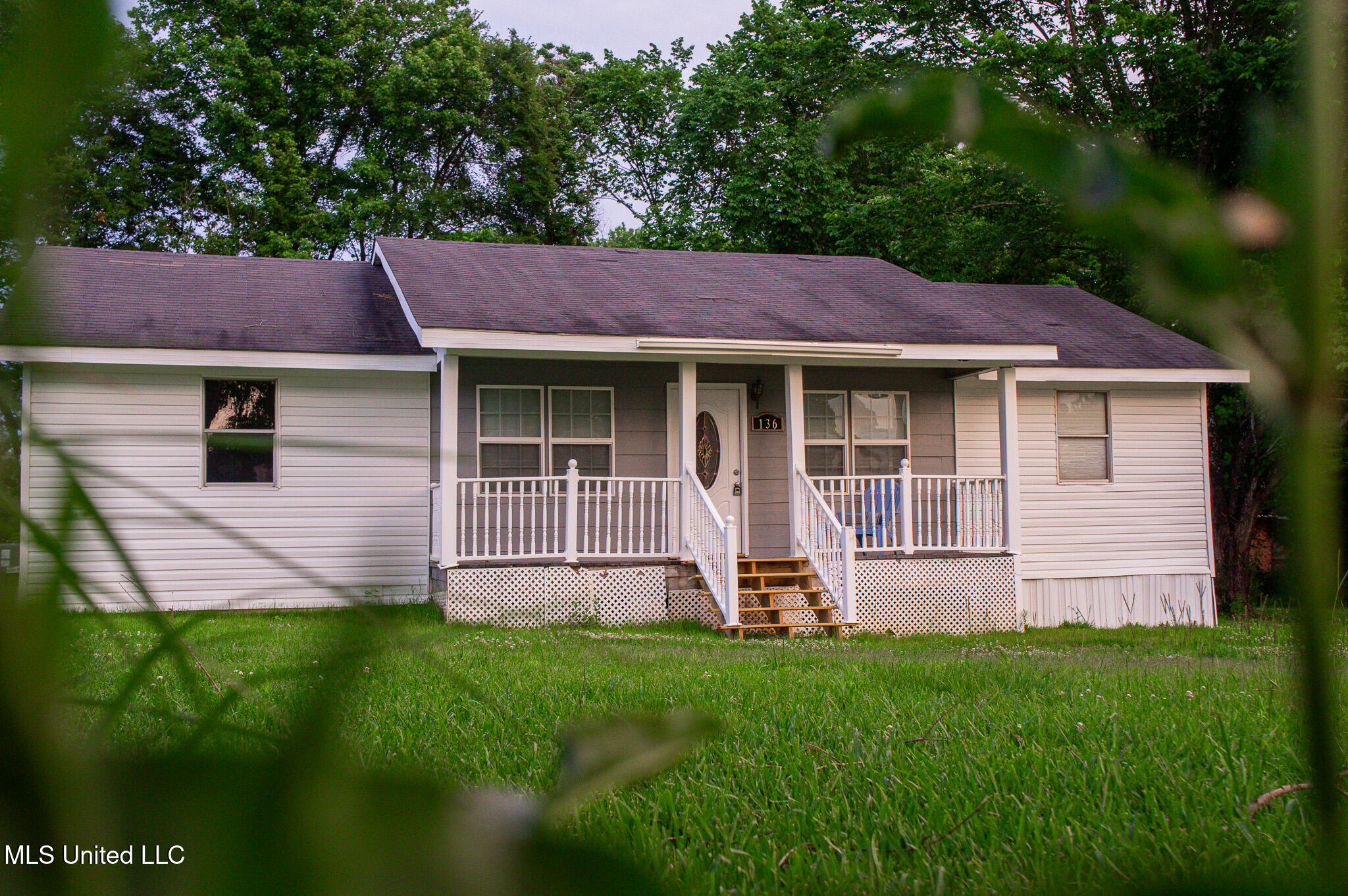 136 Peggy Drive, Florence, Mississippi image 2