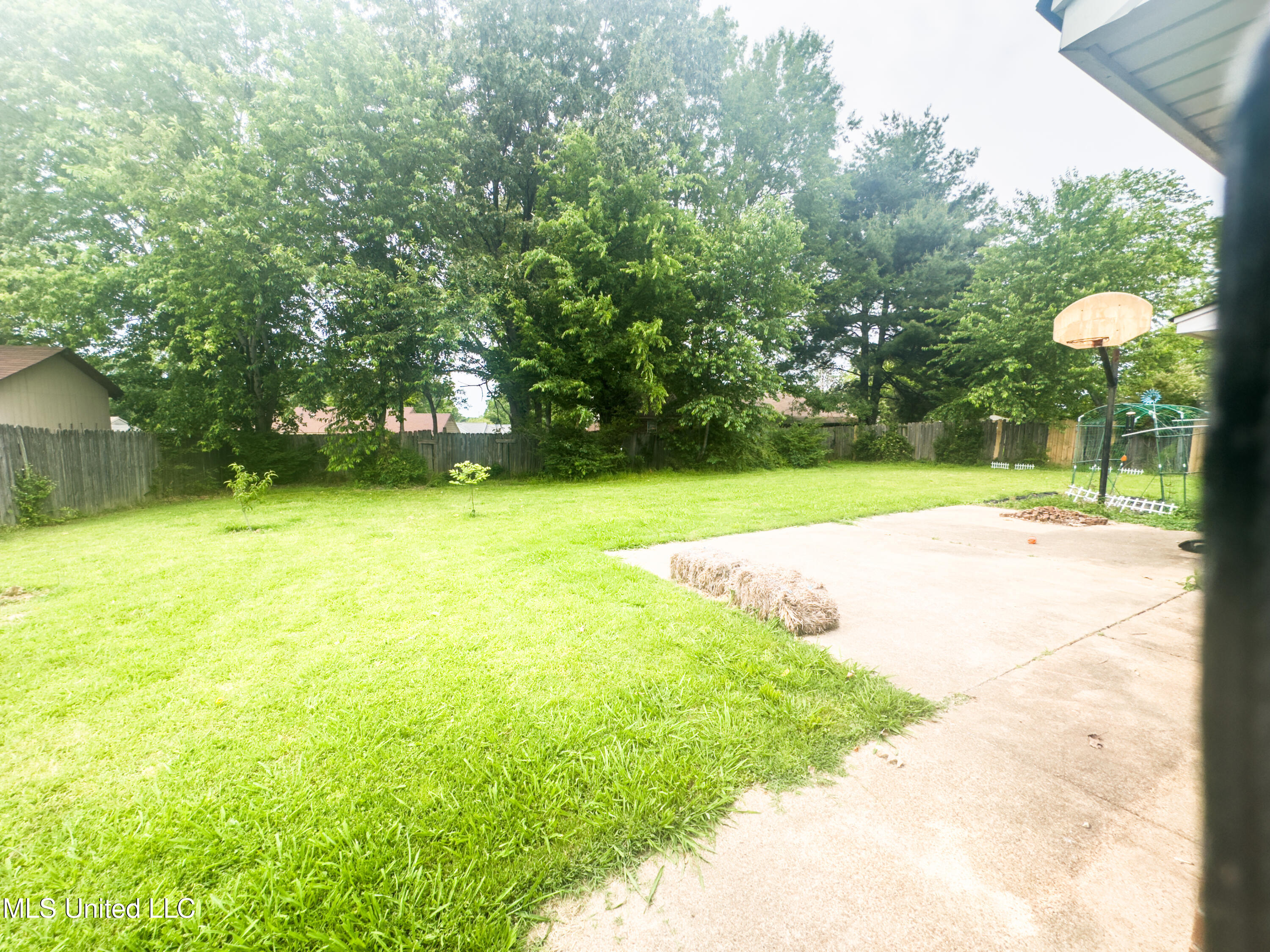 3400 Shadow Oaks Parkway, Horn Lake, Mississippi image 7
