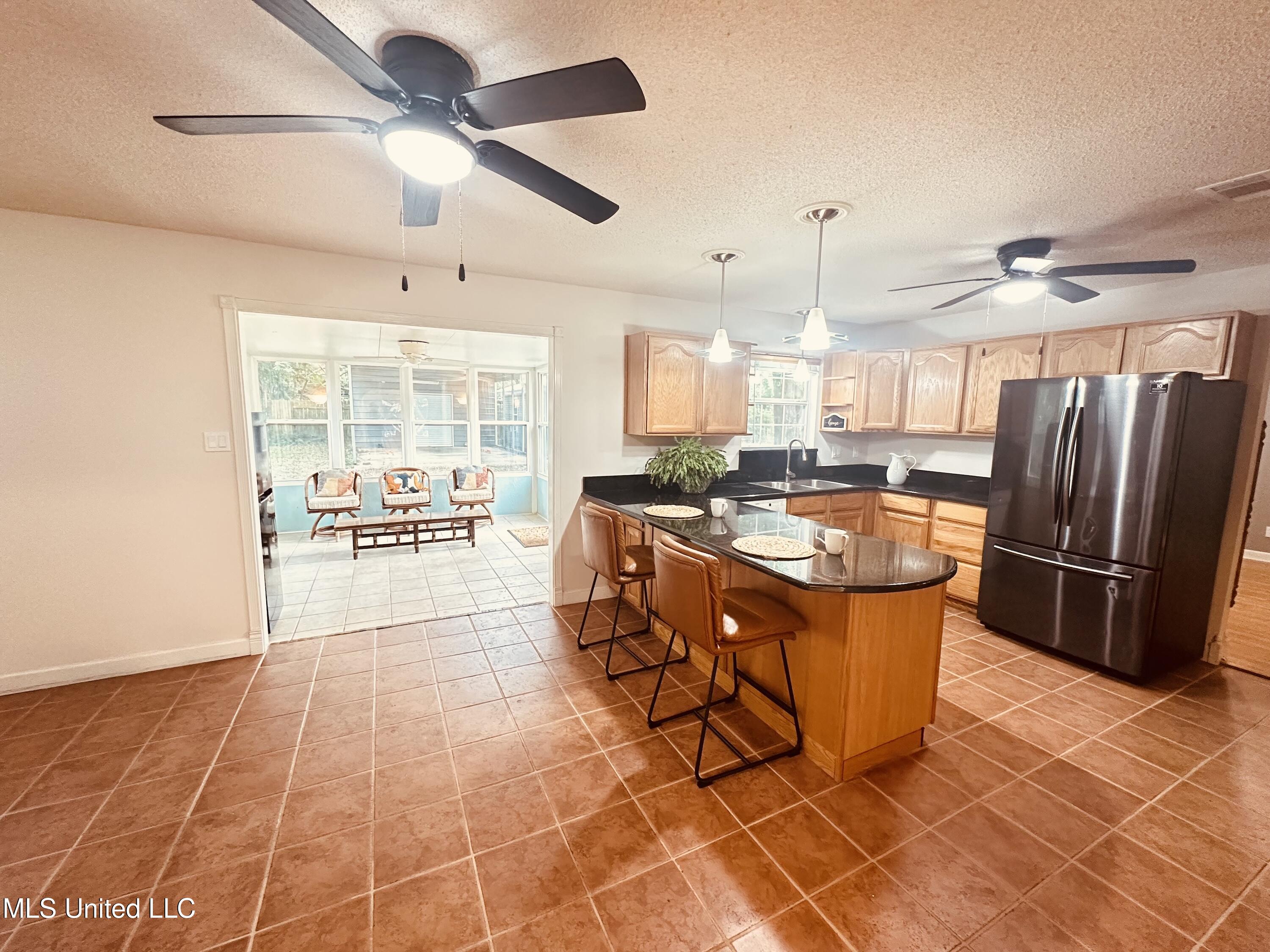 1154 E Old Pass Road, Long Beach, Mississippi image 9