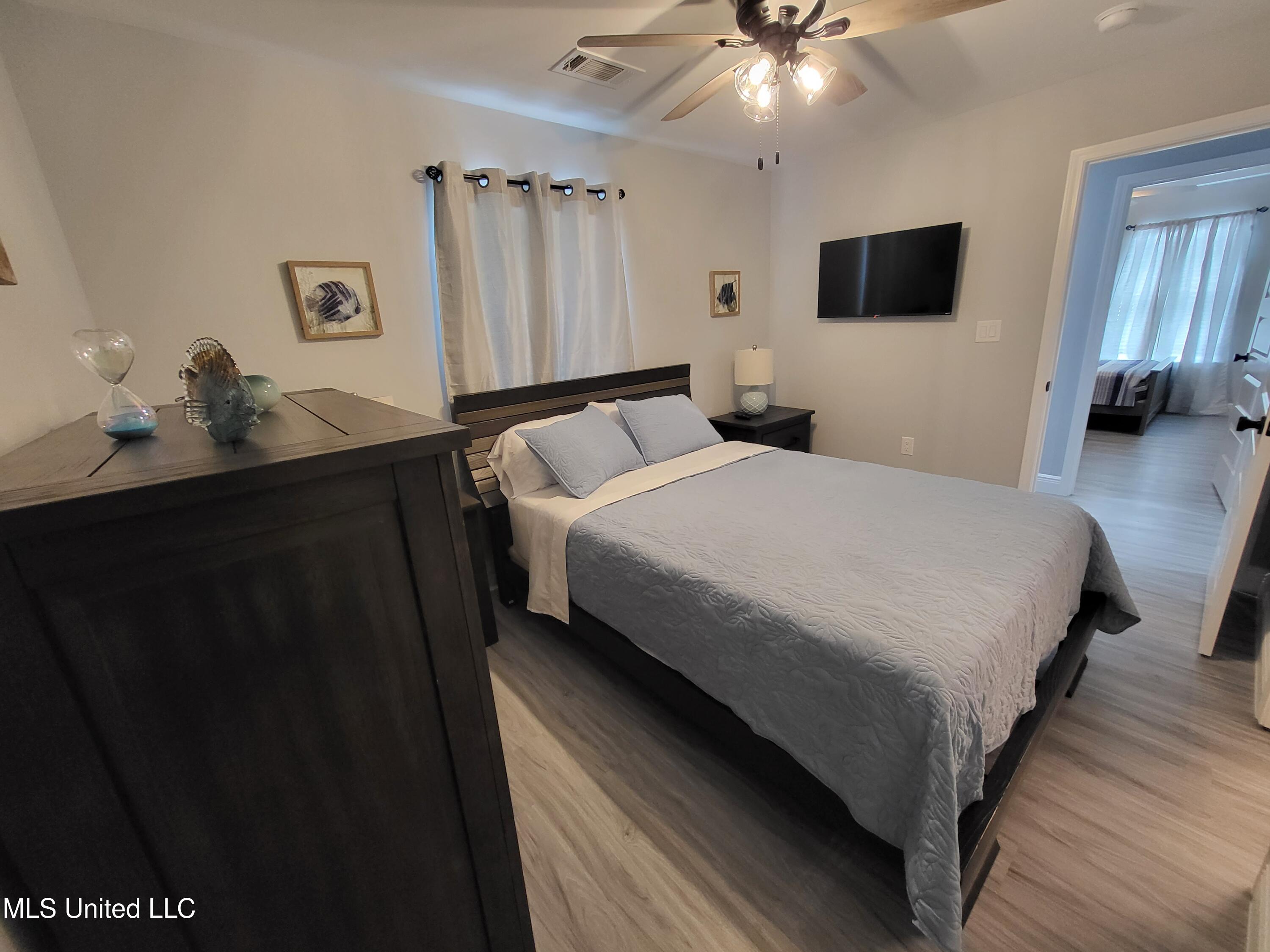 4032 Mindanao, Bay Saint Louis, Mississippi image 11